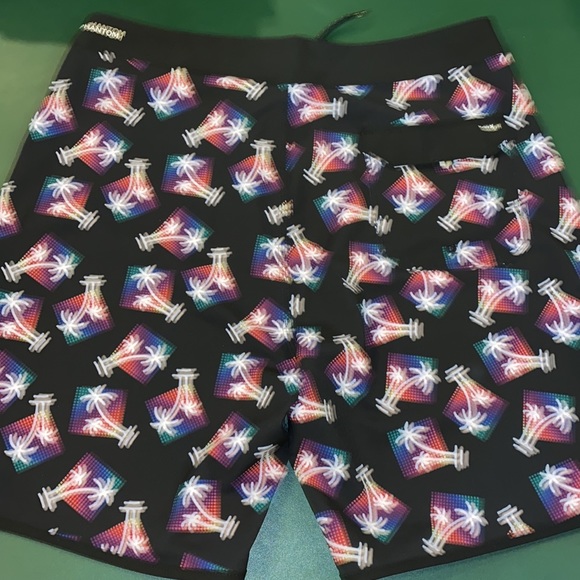 NWT!! Hurley Phantom Morro 18" Boardshorts Size 32 - Picture 4 of 4